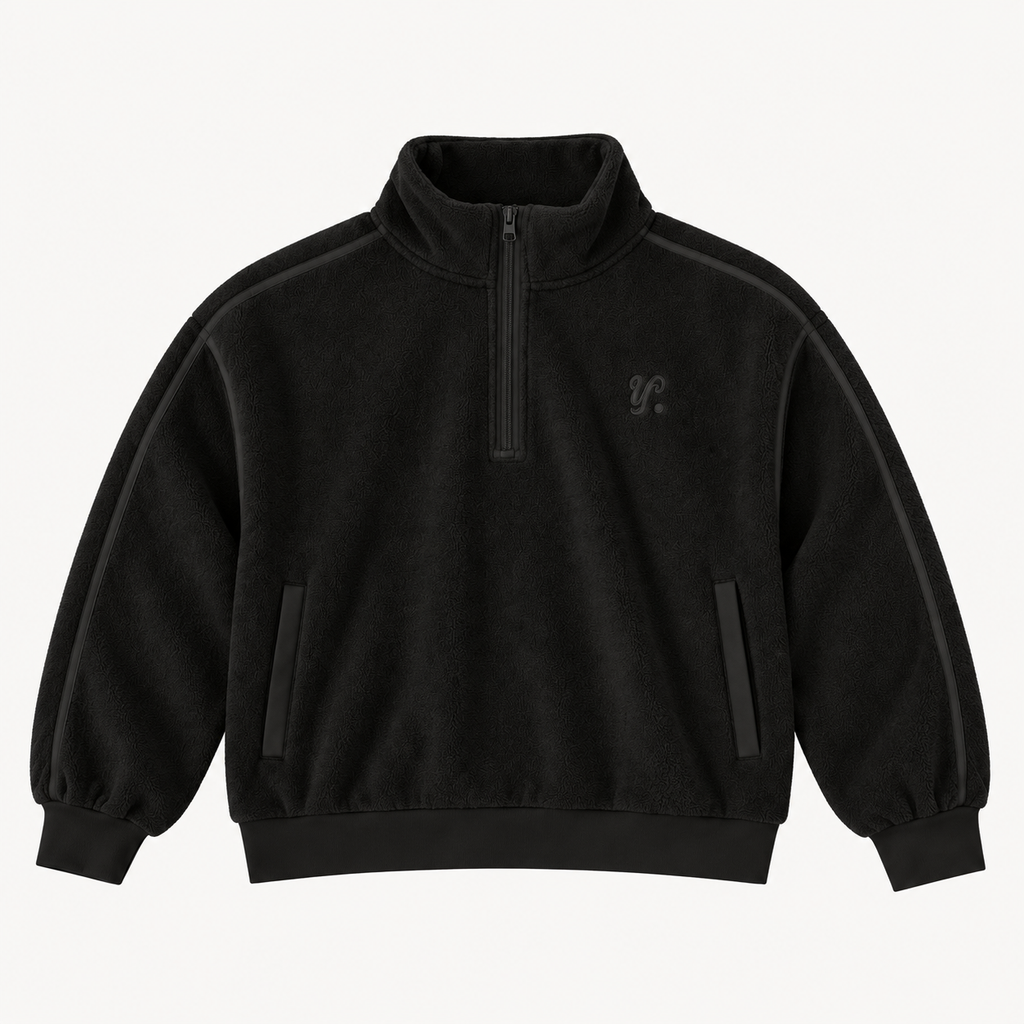 ½ ZIP FLEECE IN BLACK ON BLACK